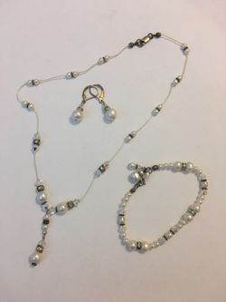 Pearl set
