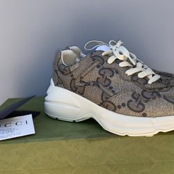 Gucci Shoes 