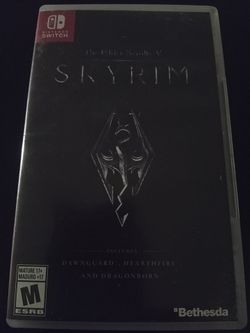 SKYRIM  The Elder Scrolls Nintendo switch near mint condition complete in case no paperwork