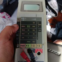 Fluke 8020B Multimeter 