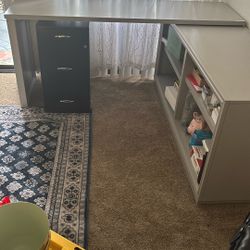 L Desk