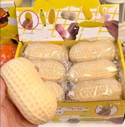 Squishie large peanuts 4$ inly today