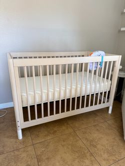 Baby Crib With Mattress