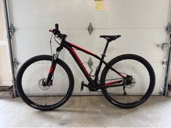Specialized rockhopper sport 29 - 1-owner, Medium frame
