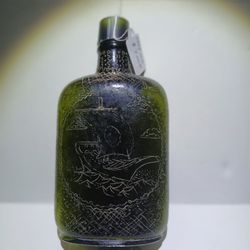 Vintage Pint Bottle.....Mystery Bottle?