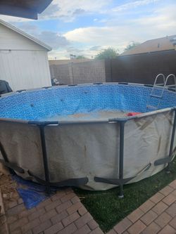Free pool