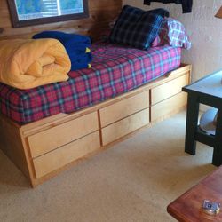 Solid Twin Captain's Storage Bed 