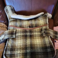 Doggie Brown Plaid Jacket...size Medium 