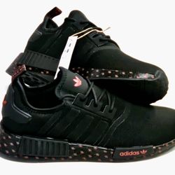 MEN'S SIZE 11.5: ADIDAS NMD_R1 SNEAKERS!!