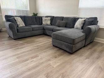 Reversible chaise gray sectional sofa