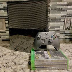 Xbox One In Good Condition With New Controller And 4 Games 