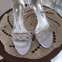 Size 9 Silver Dress Sandals 