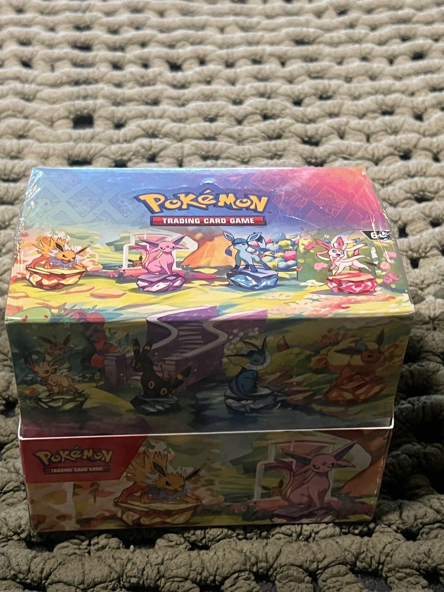 Prismatic Evolution Tin Display (sealed)