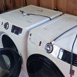 Washer/Dryer (GAS).