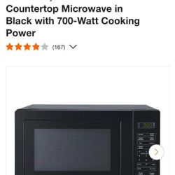 Microwave Magic Chef - 0.7 Cu. Ft.  700 Watts - Model HMM770B3
