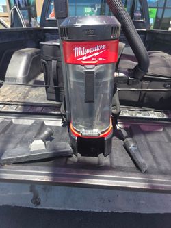 Milwaukee M18 backpack vacuum