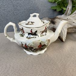 Vintage Gorgeous! Crackel Barrel English Equestrian Fox Hunt Teapot With Lid