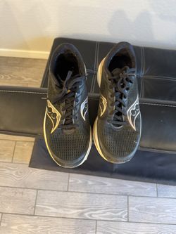 Saucony Ride 15 Running Shoes – Men’s 10.5 (Black/Gold)