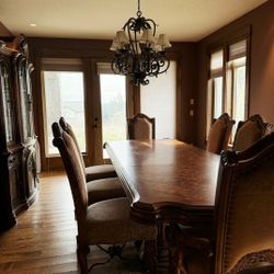 AICO 9-piece dining set