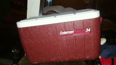 Coleman 34 qt