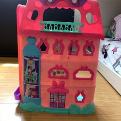 Minnie Mouse Doll House