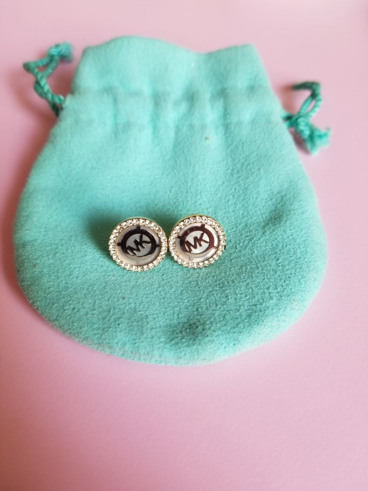 Michael kors earring rose gold