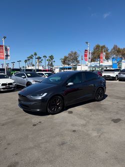 2025 Tesla Model X Plaid