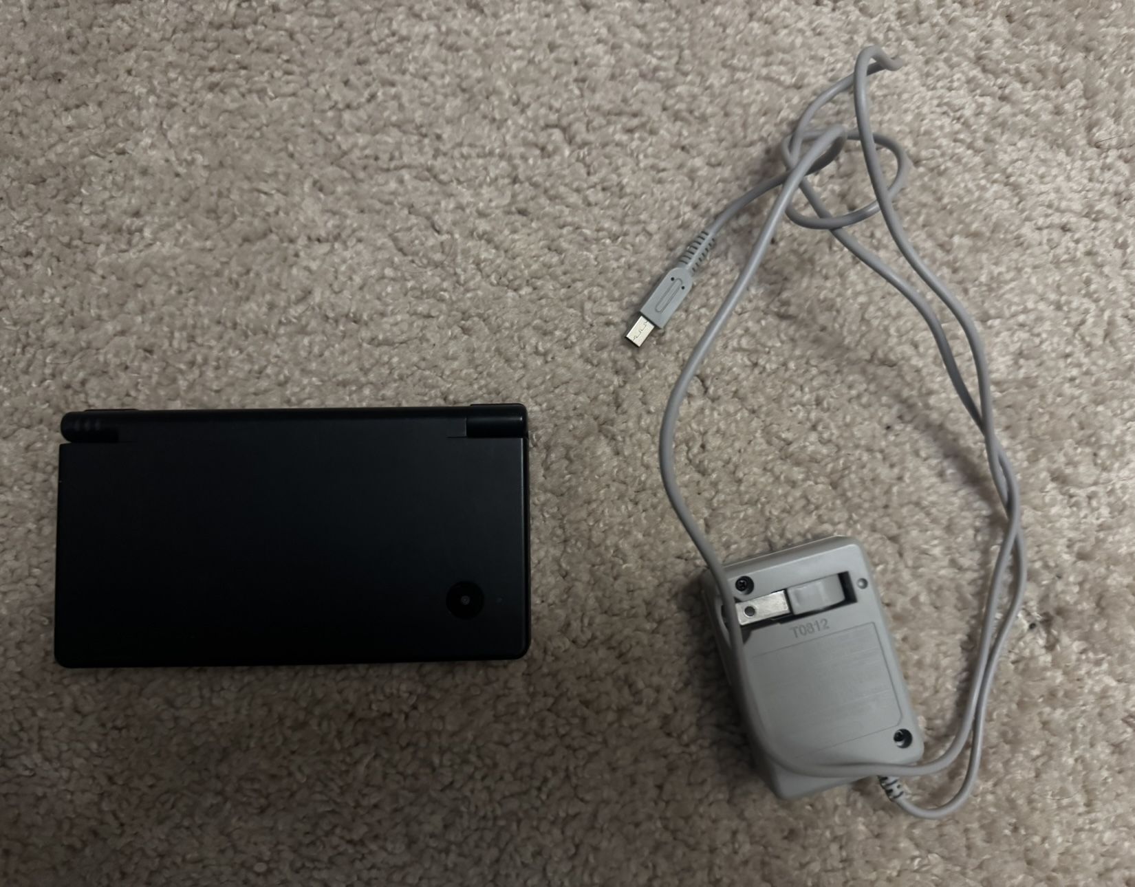 Black Dsi With Stylus And Charger (US)