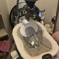 Graco Baby Swing