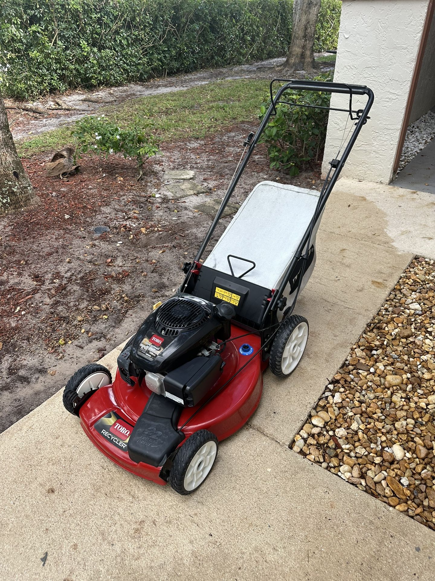 TORO 22 inch self-propelled lawnmower