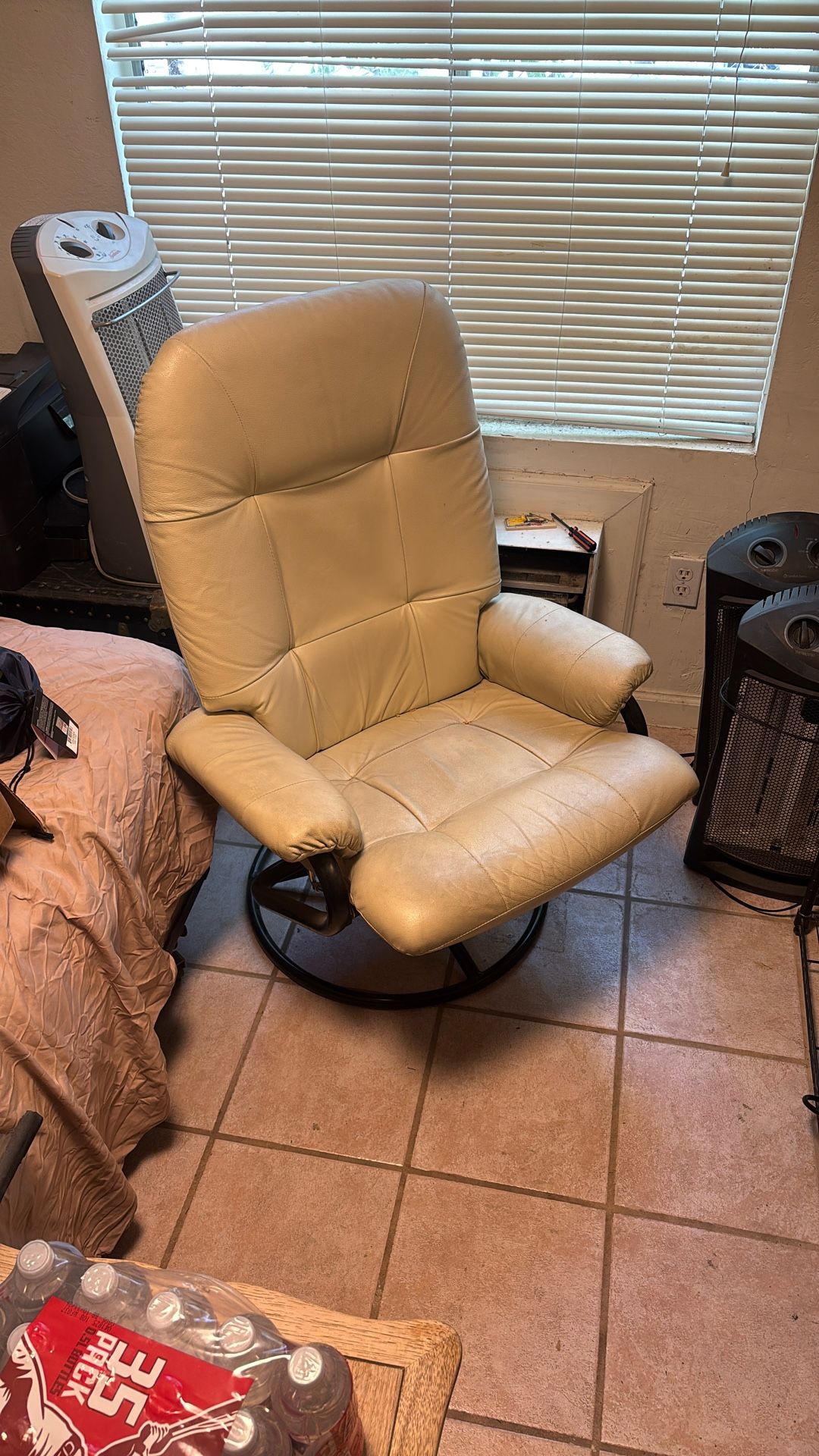 Reclineeather Chair
