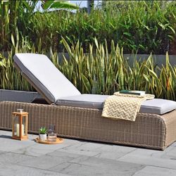 BRAND NEW Patio Chaise Lounger with Cushion - Outdoot Petan & Aluminum Lounger
