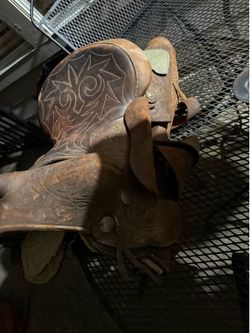 Horse saddle