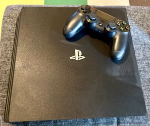 Ps4 pro - 1 TB
