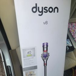 BRAND NEW DYSON V8