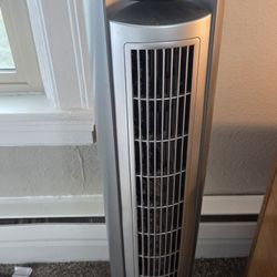 Lasko Oscillating Fan