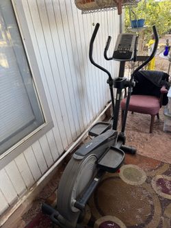 Pro-Form Elliptical Machine 