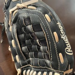 Rawlings softball  glove