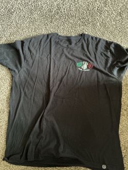 3x and 2x men’s T-shirts with various logos