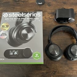 Steelseries Nova Pro Wireless Headphones