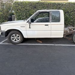 Mazda B2200