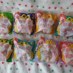 COMPLETE SET! 1997 McDonald's Happy Meal Toys Disney's 101 Dalmatians Flip Cars