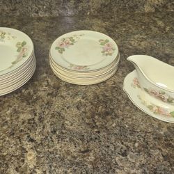 Vintage Floral China Set, 18 Pieces – Dinner Plates, Bread Plates & Gravy Boat with Underplate, Pink Rose Gold-Trim Pattern