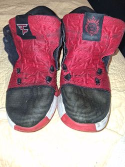 NIKE Lebron Witness shoes