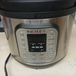 Insta Pot Pressure Cooker