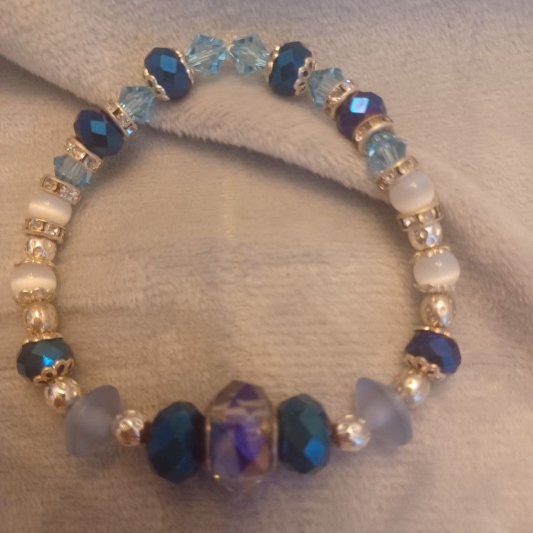 Fashion Bracelet, Size Small 
