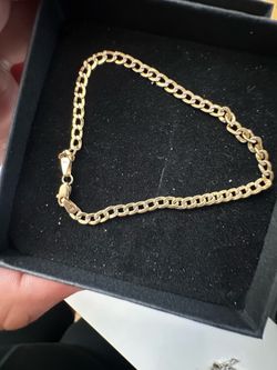 10k Gold bracelet