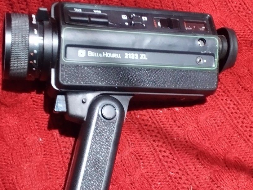 VINTAGE BELL&HOWELL 2123XL 8mm Camcorder