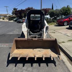 2017 Bobcat T-590 