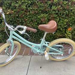 Girls Turquoise Bike
